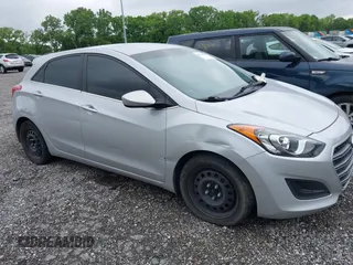 2016 Hyundai Elantra z VIN KMHD35LH4GU326129, wystawiony jako IAAI lot #42376832 z przebiegiem 122 484 mil mil oraz . Historia ofert i sprzedaży dostępna na DreamBid. Obrazek 1.