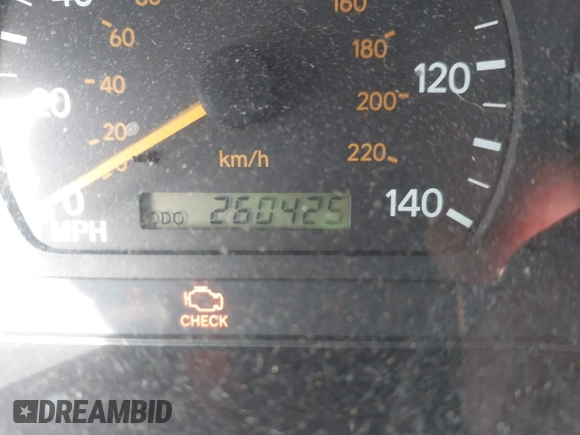 1998 Toyota Avalon XL with VIN 4T1BF18B1WU221509, listed as a IAAI auction lot 41416174 with 260,425 mi miles and . Bid and sale history available at DreamBid. Image 15.
