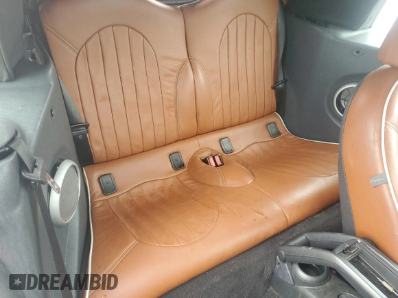2008 MINI Convertible S z VIN WMWRH33588TL96257, wystawiony jako Copart lot #58298765 z przebiegiem 89 463 mil mil oraz Czysty tytuł • Clean title. Historia ofert i sprzedaży dostępna na DreamBid. Obrazek 10.
