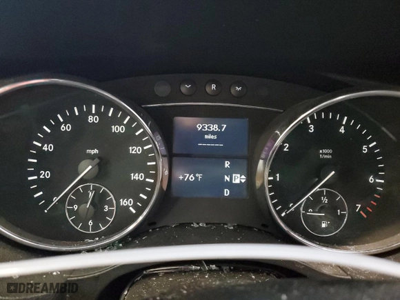 2007 Mercedes-Benz R-Class 3.5L with VIN 4JGCB65E17A038187, listed as a Copart auction lot 70896134 with 9,338 mi miles and Salvage Title. Bid and sale history available at carsss.com. Image 9.