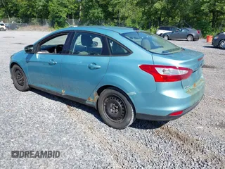 2012 Ford Focus SE with VIN 1FAHP3F25CL307066, listed as a IAAI auction lot 42650943 with 172,643 mi miles and . Bid and sale history available at DreamBid. Image 3.
