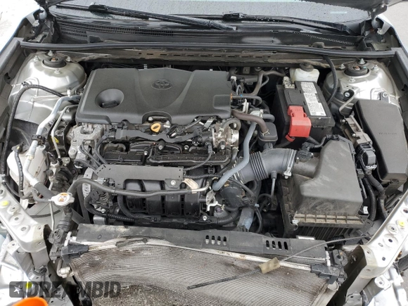 2022 Toyota Camry SE z VIN 4T1G11AK9NU708664, wystawiony jako Copart lot #53104275 z przebiegiem 77 421 mil mil oraz Szkoda całkowita • Salvage title. Historia ofert i sprzedaży dostępna na DreamBid. Obrazek 11.