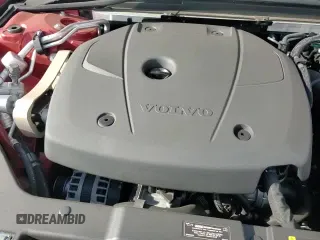 2021 Volvo S60 Momentum z VIN 7JR102TZ1MG123976, wystawiony jako Copart lot #82147935 z przebiegiem 25 842 mil mil oraz Szkoda całkowita • Salvage title. Historia ofert i sprzedaży dostępna na DreamBid. Obrazek 16.