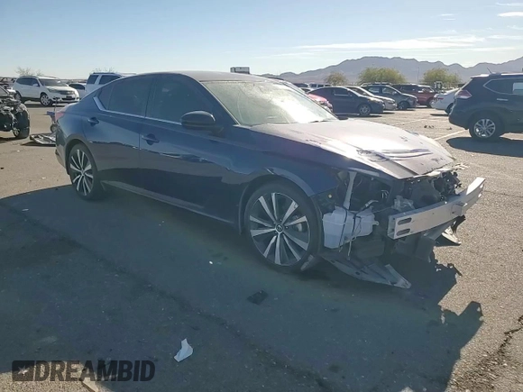 2020 Nissan Altima 2.5 SR with VIN 1N4BL4CV2LC128408, listed as a Copart auction lot 82921034 with 9,921 mi miles and Salvage Title. Bid and sale history available at carsss.com. Image 10.