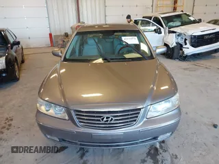 2007 Hyundai Azera SE z VIN KMHFC46F87A173110, wystawiony jako IAAI lot #42275974 z przebiegiem 208 901 mil mil oraz . Historia ofert i sprzedaży dostępna na DreamBid. Obrazek 6.