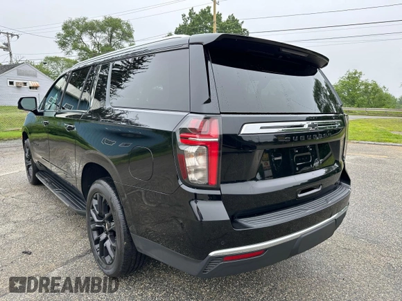 2023 Chevrolet Suburban LT z VIN 1GNSCCKD1PR309197, wystawiony jako Copart lot #62896615 z przebiegiem 184 279 mil mil oraz Czysty tytuł • Clean title. Historia ofert i sprzedaży dostępna na DreamBid. Obrazek 3.