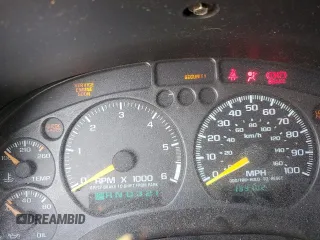 1999 GMC Jimmy SLS Base with VIN 1GKCS18W6XK520003, listed as a Copart auction lot 52547025 with 133,102 mi miles and Clean Title. Bid and sale history available at carsss.com. Image 9.