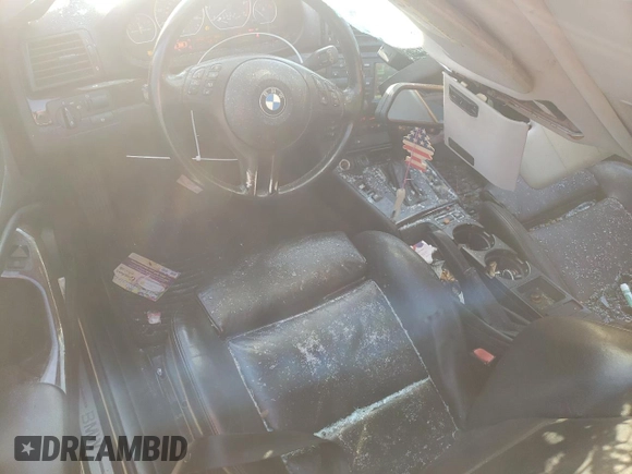 2001 BMW 3 Series 330Ci with VIN WBABN53461JU30596, listed as a Copart auction lot 73833734 with 132,821 mi miles and Salvage Title. Bid and sale history available at carsss.com. Image 8.