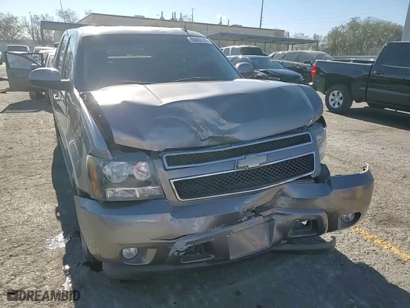 2009 Chevrolet Avalanche LT w/2LT with VIN 3GNFK22019G211916, listed as a Copart auction lot 88805205 with 146,677 mi miles and Salvage Title. Bid and sale history available at carsss.com. Image 10.