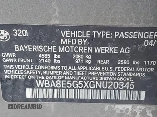 2016 BMW 3 Series 320i xDrive z VIN WBA8E5G5XGNU20345, wystawiony jako IAAI lot #41450461 z przebiegiem 155 607 mil mil oraz . Historia ofert i sprzedaży dostępna na DreamBid. Obrazek 9.