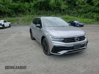2022 Volkswagen Tiguan SE R-Line Black with VIN 3VV8B7AXXNM146851, listed as a Copart auction lot 58930905 with 24,675 mi miles and Salvage title. Bid and sale history available at DreamBid. Image 15.