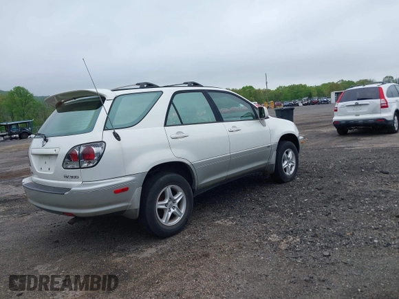 2001 Lexus RX 300 with VIN JTJHF10U310224517, listed as a IAAI auction lot 42201571 with 144,306 mi miles. Bid and sale history available at carsss.com. Image 4.