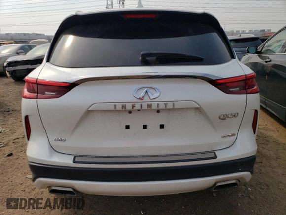 2020 Infiniti QX50 LUXE with VIN 3PCAJ5M37LF120726, listed as a Copart auction lot 45239163 with 26,185 mi miles. Bid and sale history available at carsss.com. Image 6.