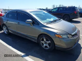 2008 Honda Civic LX z VIN 2HGFA16588H343924, wystawiony jako IAAI lot #42002343 z przebiegiem 157 718 mil mil oraz . Historia ofert i sprzedaży dostępna na DreamBid. Obrazek 1.
