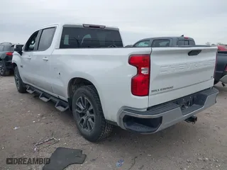 2019 Chevrolet Silverado 1500 LT with VIN 1GCPWCED8KZ216803, listed as a IAAI auction lot 41635101 with 180,558 mi miles. Bid and sale history available at carsss.com. Image 3.
