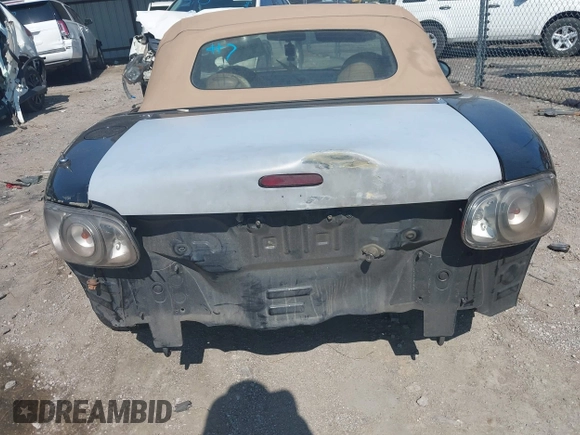 1999 Mazda MX-5 Miata with VIN JM1NB3539X0112181, listed as a IAAI auction lot 42397232 with 11 mi miles and . Bid and sale history available at DreamBid. Image 16.