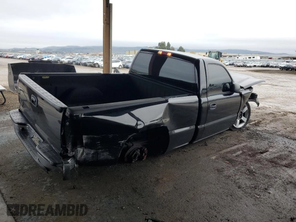 2004 Chevrolet Silverado 1500 LS with VIN 1GCEC14V14Z102952, listed as a Copart auction lot 86452024 with 94,551 mi miles and Salvage Title. Bid and sale history available at carsss.com. Image 3.