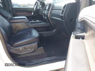 2019 Ford Expedition Limited with VIN 1FMJU2AT6KEA20686, listed as a IAAI auction lot 41871393 with 134,745 mi miles. Bid and sale history available at carsss.com. Image 5.