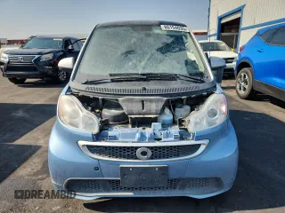 2013 Smart fortwo Passion with VIN WMEEJ9AA2DK722421, listed as a Copart auction lot 65154035 with 19,579 mi miles and Clean title. Bid and sale history available at DreamBid. Image 5.