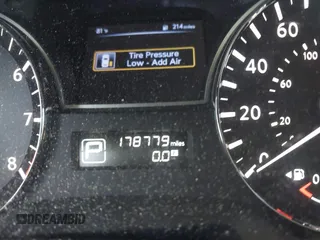 2015 Nissan Pathfinder Platinum with VIN 5N1AR2MN9FC614222, listed as a IAAI auction lot 42679882 with 178,779 mi miles and . Bid and sale history available at DreamBid. Image 15.
