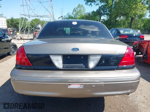2008 Ford Police Interceptor with VIN 2FAHP71V58X142946, listed as a IAAI auction lot 42326929 with 171,455 mi miles and . Bid and sale history available at DreamBid. Image 16.