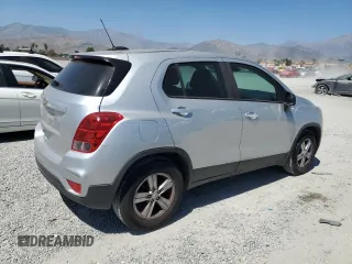 2020 Chevrolet Trax LS with VIN KL7CJKSB0LB340114, listed as a Copart auction lot 61056535 with 42,044 mi miles and Salvage title. Bid and sale history available at DreamBid. Image 3.