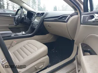 2019 Ford Fusion SEL with VIN 3FA6P0CD8KR256321, listed as a IAAI auction lot 41999502 with 67,500 mi miles. Bid and sale history available at carsss.com. Image 5.
