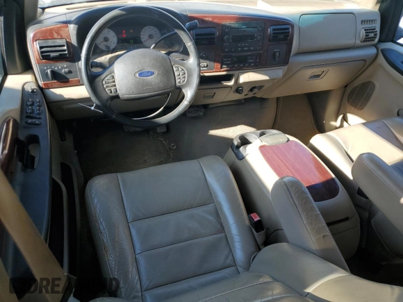 2005 Ford F-350 XL с VIN 1FTWW32P55EA54456, выставлен на аукционе Copart как лот 84890534 с пробегом 128 220 миль миль и Списание • Salvage title. История ставок и продаж доступна на DreamBid. Изображение 8.