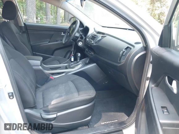 2012 Kia Sportage LX with VIN KNDPB3A22C7342085, listed as a IAAI auction lot 42313425 with 112,005 mi miles and . Bid and sale history available at DreamBid. Image 5.