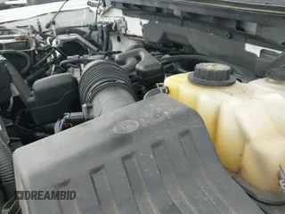 2013 Ford F-150 XL z VIN 1FTEX1EM0DFE01022, wystawiony jako IAAI lot #42101860 z przebiegiem 153 993 mil mil oraz . Historia ofert i sprzedaży dostępna na DreamBid. Obrazek 19.