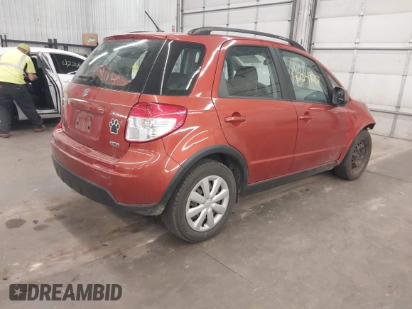 2010 Suzuki SX4 z VIN JS2YB5A33A6310165, wystawiony jako IAAI lot #42249231 z przebiegiem 93 750 mil mil oraz . Historia ofert i sprzedaży dostępna na DreamBid. Obrazek 4.