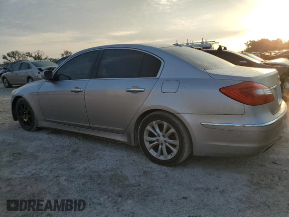 2012 Hyundai Genesis 3.8L with VIN KMHGC4DD6CU177235, listed as a Copart auction lot 71624084 with 190,697 mi miles and Clean Title. Bid and sale history available at carsss.com. Image 2.