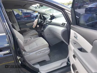 2016 Honda Odyssey SE with VIN 5FNRL5H36GB078398, listed as a IAAI auction lot 41995777 with 169,910 mi miles. Bid and sale history available at carsss.com. Image 5.