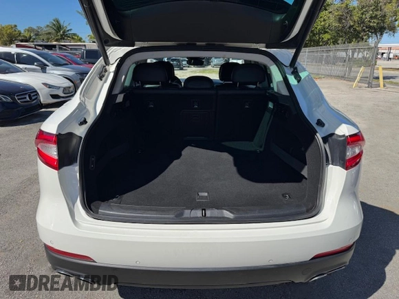 2018 Maserati Levante с VIN ZN661XUA2JX289425, выставлен на аукционе Copart как лот 47286635 с пробегом 69 532 миль миль и На запчасти • Non repairable. История ставок и продаж доступна на DreamBid. Изображение 11.
