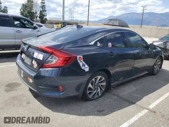 2018 Honda Civic EX с VIN 2HGFC2F72JH600406, выставлен на аукционе Copart как лот 52011455 с пробегом 155 666 миль миль и Списание • Salvage title. История ставок и продаж доступна на DreamBid. Изображение 3.