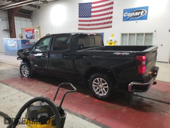 2020 Chevrolet Silverado 1500 LT with VIN 3GCUYDED3LG315193, listed as a Copart auction lot 48768205 with 50,176 mi miles and Salvage Title. Bid and sale history available at DreamBid. Image 2.