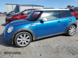 2007 MINI Hardtop S with VIN WMWMF735X7TL92555, listed as a Copart auction lot 46820165 with 98,314 mi miles and Clean Title. Bid and sale history available at DreamBid. Image 1.