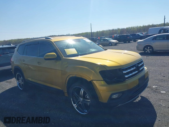 2018 Volkswagen Atlas SE with VIN 1V2KR2CA6JC535525, listed as a IAAI auction lot 41971141 with 62,514 mi miles and . Bid and sale history available at DreamBid. Image 13.