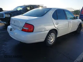 2001 Nissan Altima GXE with VIN 1N4DL01D21C180419, listed as a IAAI auction lot 41139804 with 160,648 mi miles. Bid and sale history available at carsss.com. Image 4.