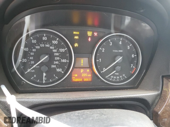 2009 BMW 3 Series 328i with VIN WBAPH535X9A437360, listed as a Copart auction lot 49171455 with 168,664 mi miles and Salvage title. Bid and sale history available at DreamBid. Image 9.