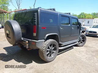 2008 Hummer H2 SUV z VIN 5GRGN23828H108693, wystawiony jako IAAI lot #42129040 z przebiegiem 246 849 mil mil oraz . Historia ofert i sprzedaży dostępna na DreamBid. Obrazek 4.