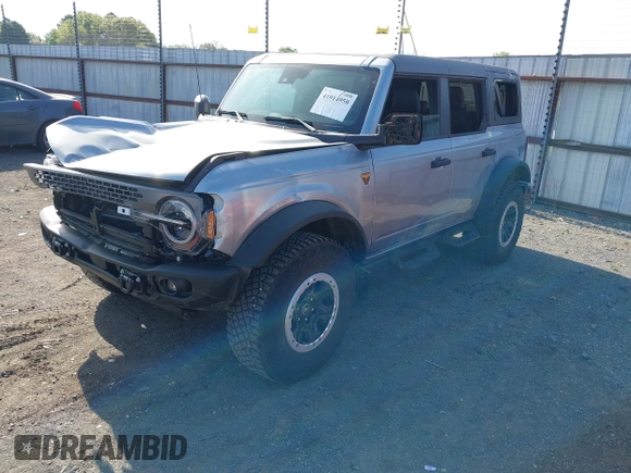 2023 Ford Bronco with VIN 1FMEE5DP2PLB52734, listed as a IAAI auction lot 41914950 with 6,485 mi miles and . Bid and sale history available at carsss.com. Image 18.