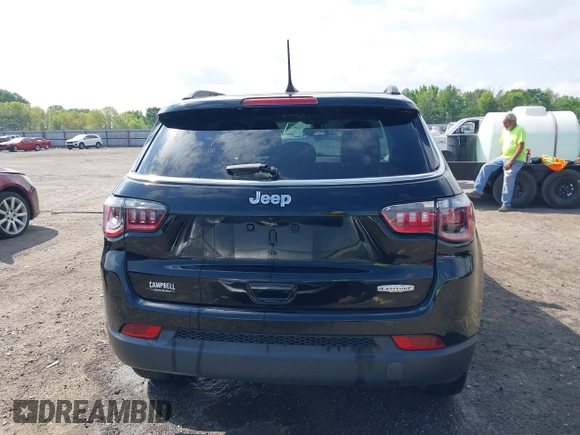 2021 Jeep Compass Altitude with VIN 3C4NJCBB0MT502423, listed as a IAAI auction lot 42006742 with 63,418 mi miles. Bid and sale history available at carsss.com. Image 16.