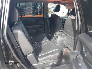 2017 Honda Pilot EX-L with VIN 5FNYF5H5XHB005735, listed as a IAAI auction lot 41791678 with 131,480 mi miles. Bid and sale history available at carsss.com. Image 8.
