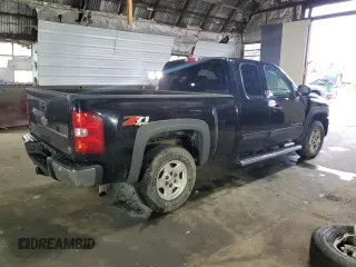 2011 Chevrolet Silverado 1500 LT with VIN 1GCRKSE32BZ449713, listed as a Copart auction lot 55201895 with 163,450 mi miles and Salvage Title. Bid and sale history available at DreamBid. Image 3.