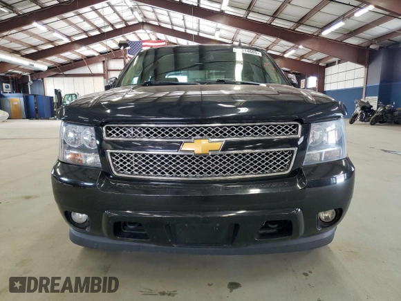 2012 Chevrolet Avalanche LTZ with VIN 3GNTKGE77CG143301, listed as a Copart auction lot 53314605 with 219,944 mi miles and Clean title. Bid and sale history available at DreamBid. Image 5.