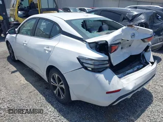 2020 Nissan Sentra SV z VIN 3N1AB8CV6LY217702, wystawiony jako IAAI lot #42151477 z przebiegiem 45 109 mil mil oraz . Historia ofert i sprzedaży dostępna na DreamBid. Obrazek 3.