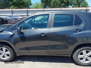 2020 Chevrolet Trax LS с VIN 3GNCJKSBXLL222340, выставлен на аукционе IAAI как лот 42072480 с пробегом 42 272 миль миль и . История ставок и продаж доступна на DreamBid. Изображение 15.