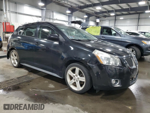 2009 Pontiac Vibe w/1SB with VIN 5Y2SL67099Z469461, listed as a Copart auction lot 70325664 with 130,599 mi miles and Salvage Title. Bid and sale history available at carsss.com. Image 4.