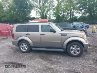 2007 Dodge Nitro SLT z VIN 1D8GT58K07W735904, wystawiony jako IAAI lot #42216665 z przebiegiem 168 000 mil mil oraz . Historia ofert i sprzedaży dostępna na DreamBid. Obrazek 13.